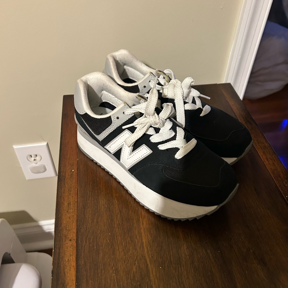 New Balance Classic Black and White Trainers
